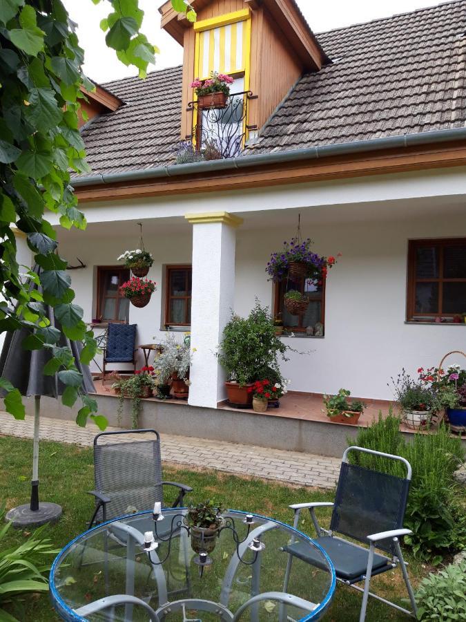 Rudolf's Fogadó Zsira Kültér fotó